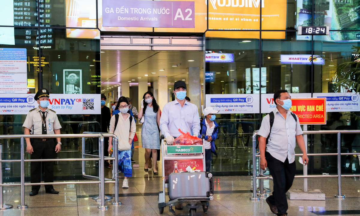TP HCM tìm hành khách 2 chuyến bay Phú Quốc