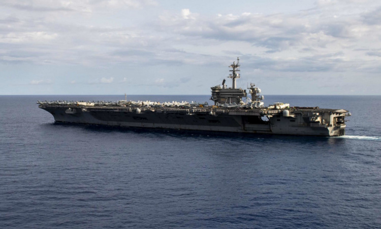 Hải quân Mỹ cách chức hạm trưởng tàu sân bay
