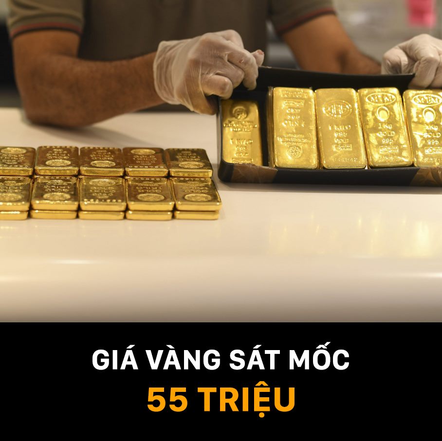Lúc gần 16h30, Công ty TNHH Bảo Tín Minh Châu niêm yết giá vàng miếng là 53,40 triệu đồng/lượng (mua vào) – 54,35 triệu đồng/lượng (bán ra), tăng 1 triệu đồng/l