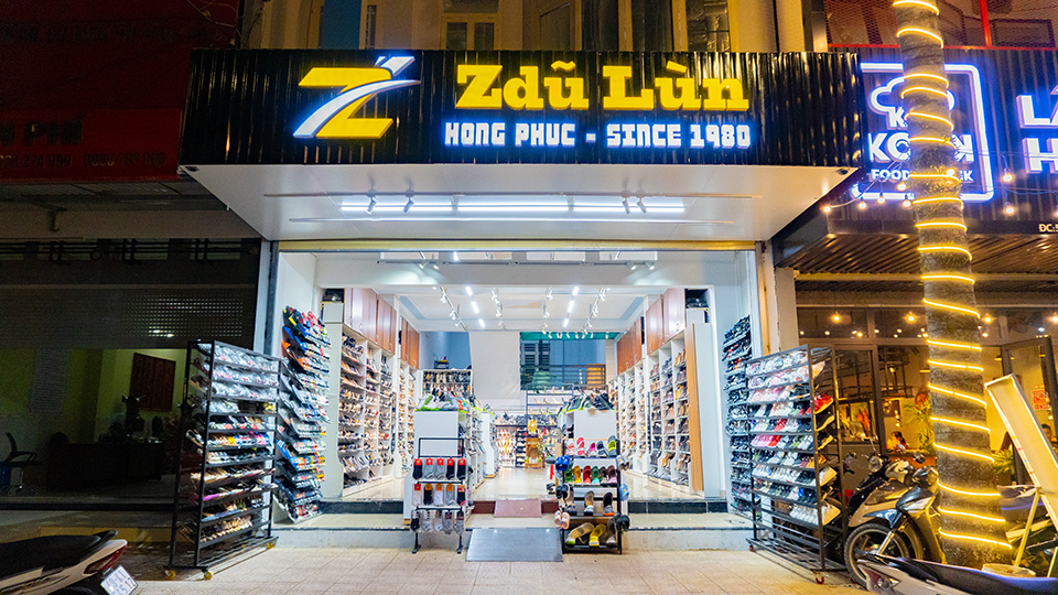 Bảo Lộc: Zdũ Lùn Shoes Shop cập nhật địa chỉ mới, Sale lớn tri ân khách hàng 100% cơ hội nhận quà hấp dẫn