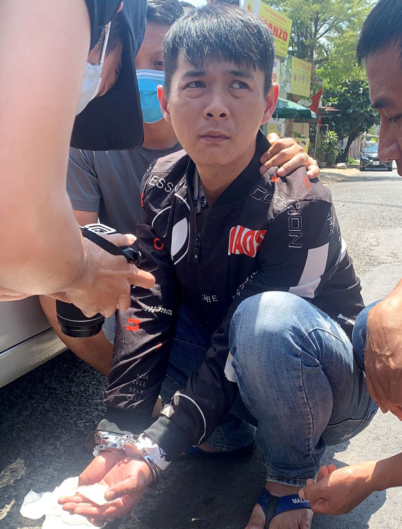Bảo Lộc: Bắt quả tang nam thanh niên tàng trữ trái phép chất ma túy