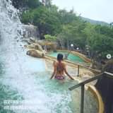 May be an image of pool and text that says "REVIEWNHATRANG.COM #REVIEWDULICHNHATRANG"