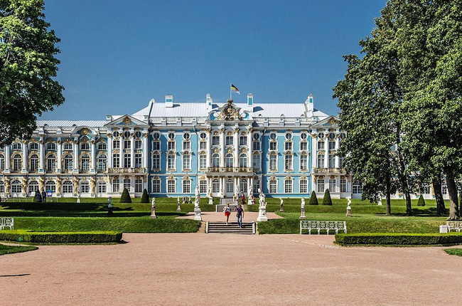 Căn phòng Hổ Phách trị giá hàng tỷ đô từng nằm trong Cung điện Catherine I ở Nga.